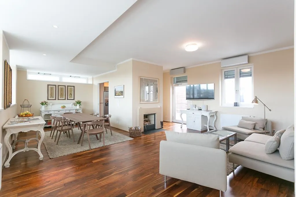 Luxury Apartment Hoyosgasse Wenen